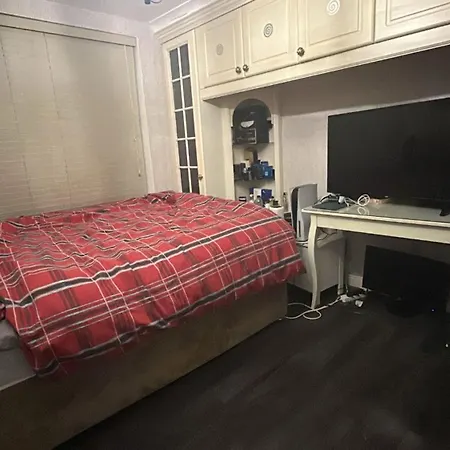 4 Bedroom Luxury Guest house